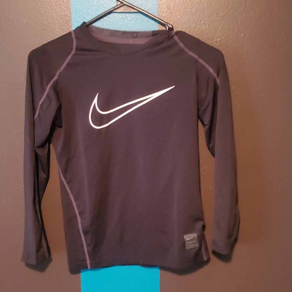 Nike dri fit long sleeve